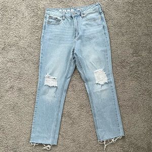 NWOT mom jeans